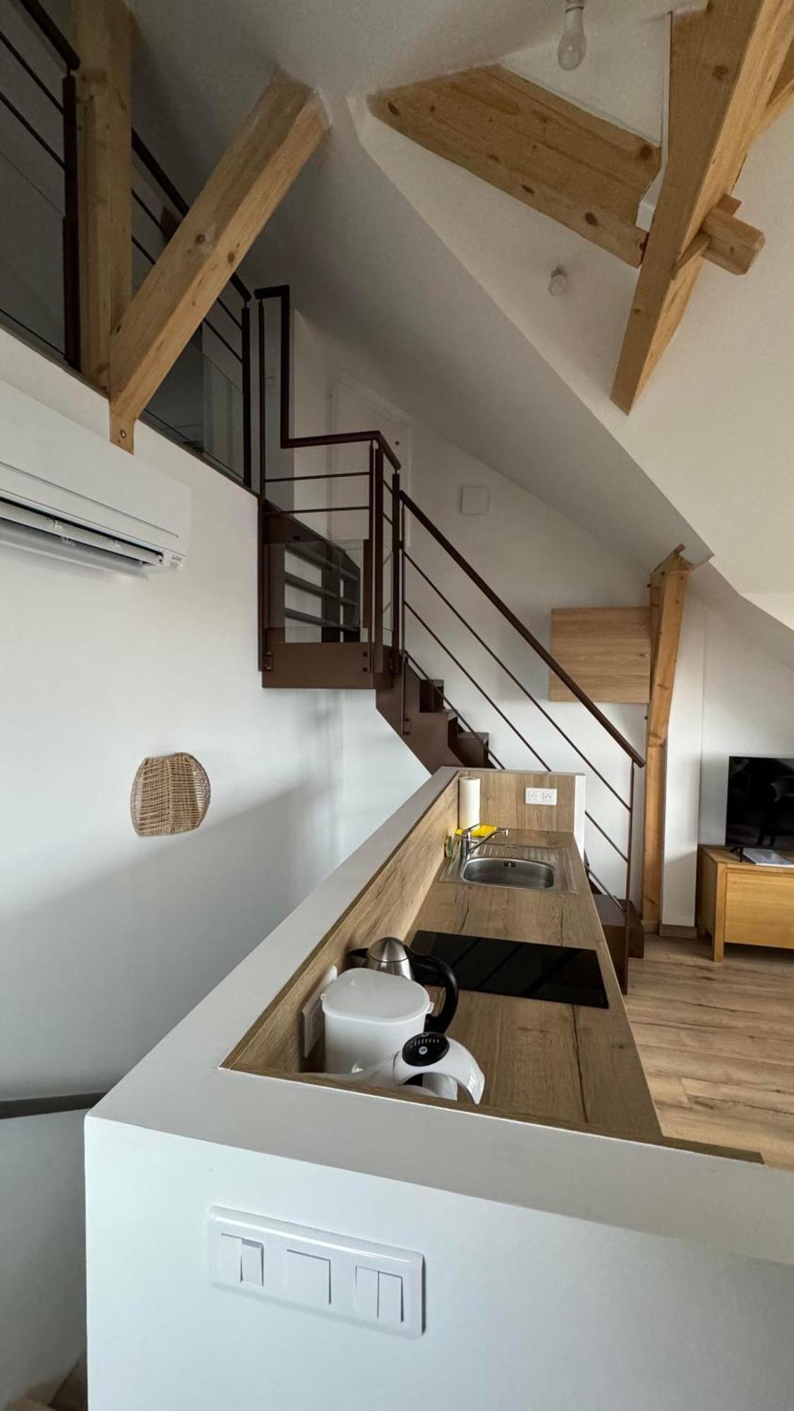 Apartamento Le Pommier - Appt Avec Jardin Partage Puberg Exterior foto